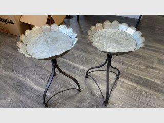 2 metal trays, 16 in diameter