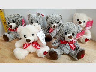 Plush Sweetheart Bears Lot