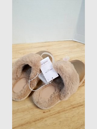 Auden Furry Slippers ladies M 7/8