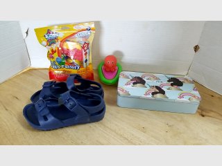Kids Flip Flops, Bath Toys, Play Dough