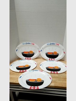 It\'s Grillin\' Time Grill Plates Set