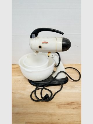 Vintage Sunbeam Mixmaster Stand Mixer