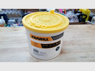 New Fabrill Fish-N-Fun Bait Bucket 4.5L
