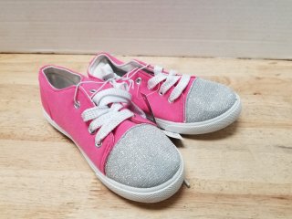 New girls shoes size 11