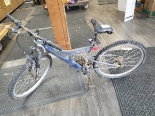 Blue Pacific blaze bike, sells as is 