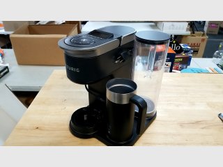 Keurig Coffee Maker with Mug