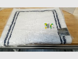 Fieldcrest Border Stripe Bath Mat 34 by 21 