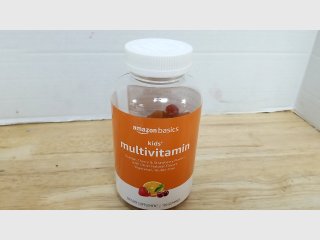 New Amazon Basics Kids Multivitamin Grape & Cherry