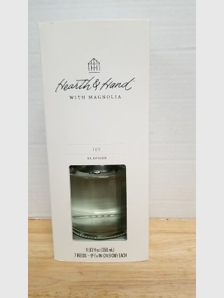 New Hearth & Hand Magnolia Ivy Oil Diffuser