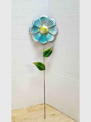 Blue Metal Daisy Garden Stake