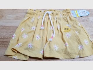 New Girls shorts,  3t