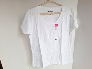 New ladies size large clothing 