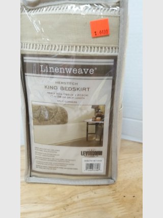 King Hemstitch Linenweave Bedskirt