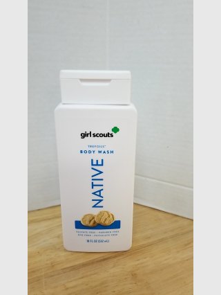 New Girl Scouts Trefoils Native Body Wash