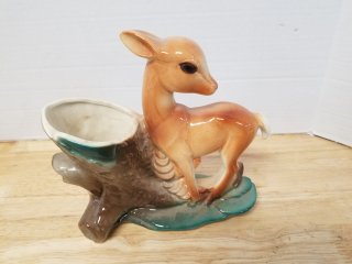 Vintage planter approx 10 by 9 inch 