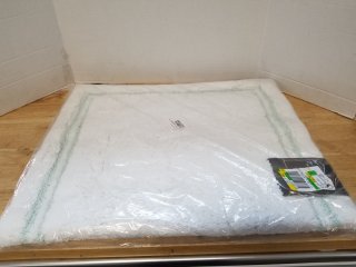 New bath rug 40 by 24 inch 