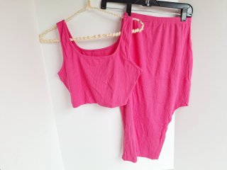 New ladies size medium clothing 