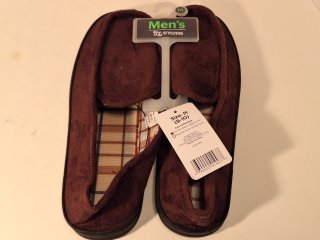 New mens slippers size 9-10