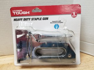 Heavy duty stapler 