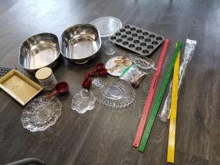 Box of household items 