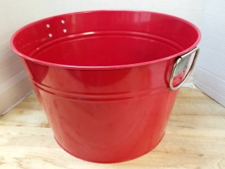 Red Metal Bucket, 18 in, like new, metal