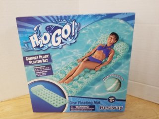 New comfort plush floating mat, 67 inch long 