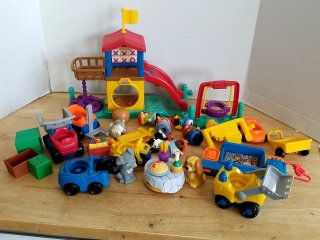 Little People toy lot