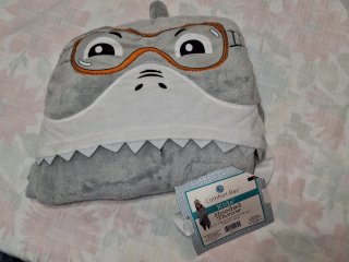 Kids hooded and  shark throw,  50 x 60 inch 