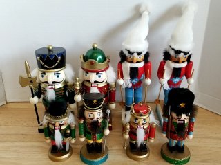 Nutcracker Figurines, 10 in, good cond