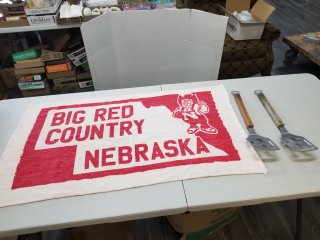 Husker rug and grilling tools