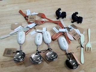 New Assorted cutlery and rooster figurines