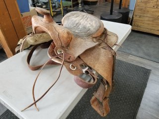 Saddle, seat approx 16 inch, see pics for maker