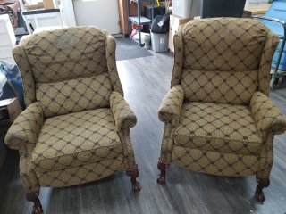 BROYHILL recliners each approx 42 by 30 by 30 inch 
