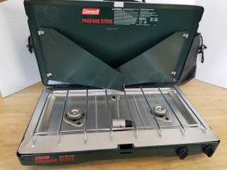 NEW Coleman two burner propane stove and case