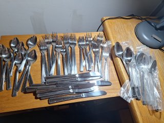 Rogers Stainless Korea, 10 piece eating utensil set