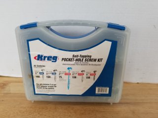 Self tapping pocket hole screw kit