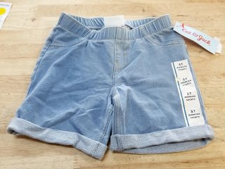 New shorts,  5t