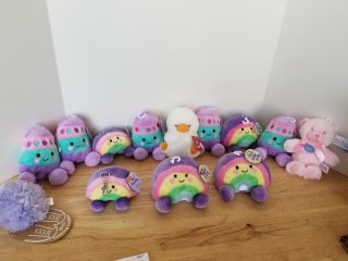 New palm pals, tallest approx 5 inch 