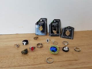 New rings various sizes 