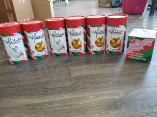 INFLATABLE Christmas ornaments and inflator
