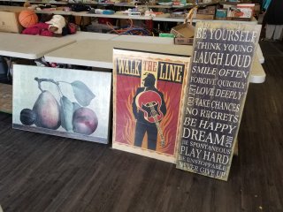 WALL hangings, tallest 4 foot