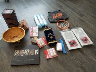 TOTE of miscellaneous 