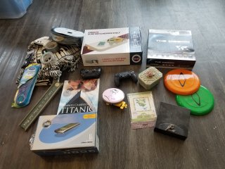 BOX of miscellaneous 