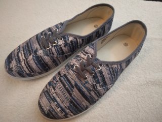 Ladies size 10 shoes 
