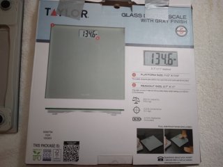 Taylor glass digital scale, works 