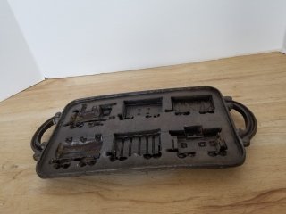 Cast iron cookware approx 14 by 7 inch 