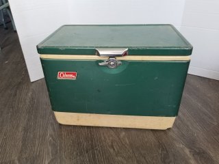 VINTAGE Coleman cooler, approx 18 by 14 by 12 inch 