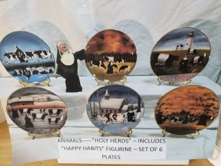 Collectible plate set, figurine, mint in boxes 