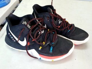 Nike Kyrie Irving, Authentic, 9.5