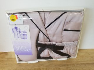 New satin Pajama set size Large 